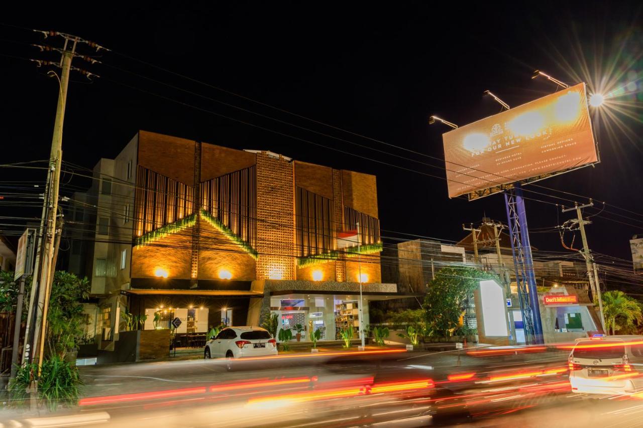 Berry Biz Hotel Sunset Road Seminyak  Luaran gambar