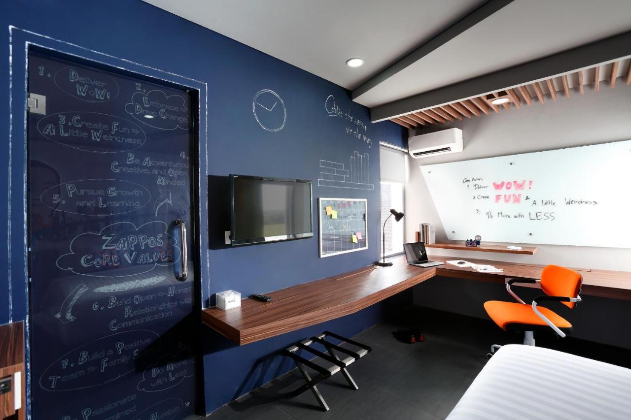 Berry Biz Hotel Sunset Road Seminyak  Luaran gambar