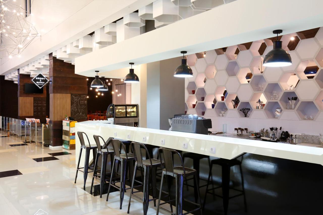 Berry Biz Hotel Sunset Road Seminyak  Luaran gambar