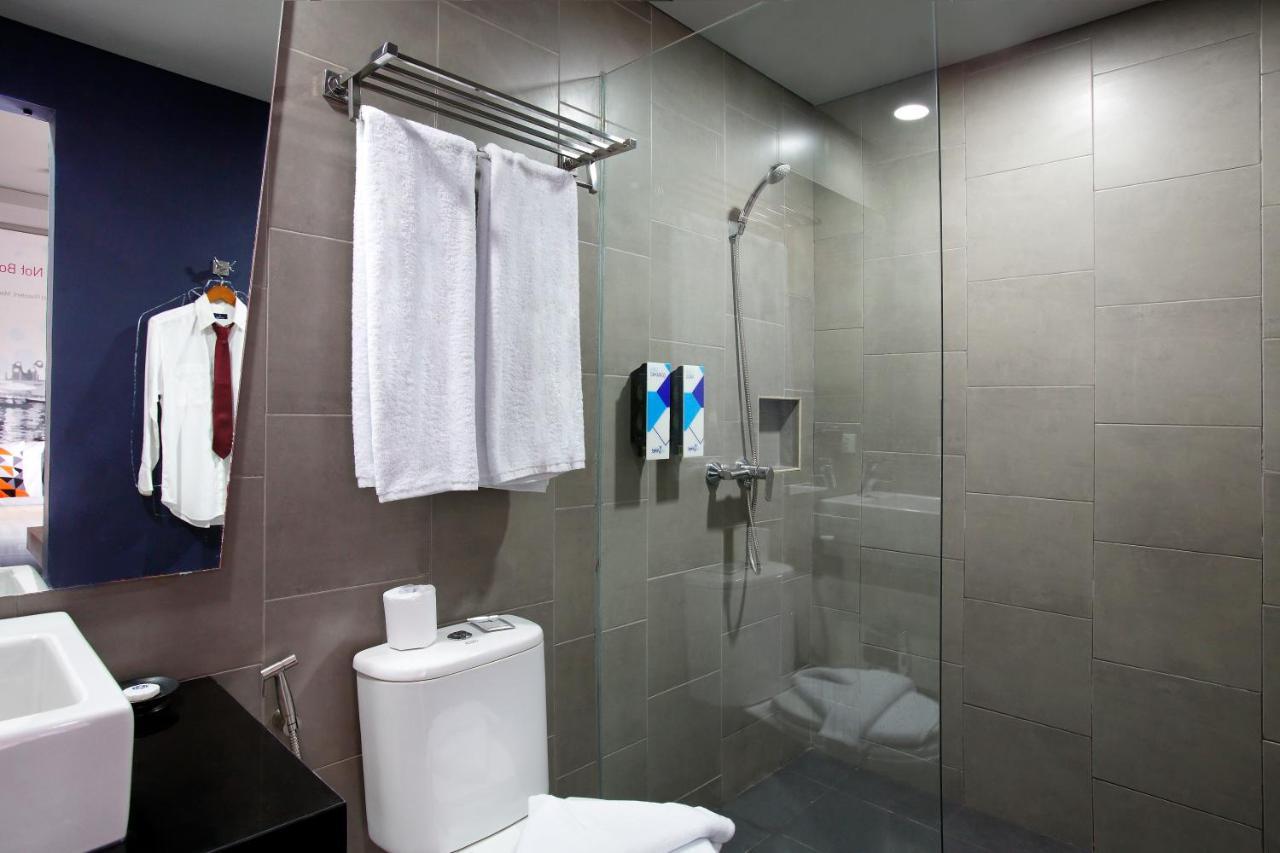 Berry Biz Hotel Sunset Road Seminyak  Luaran gambar